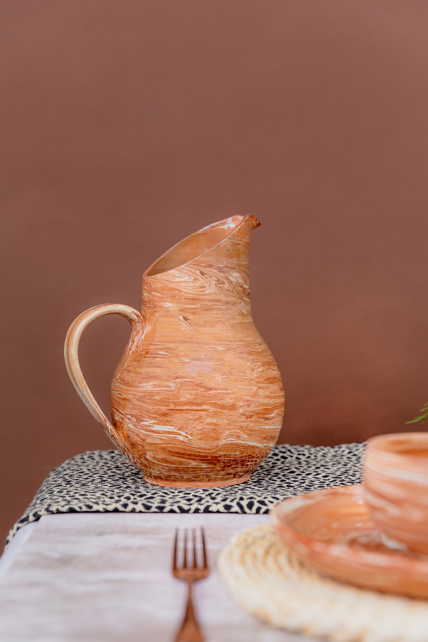 n g u n i   water jug