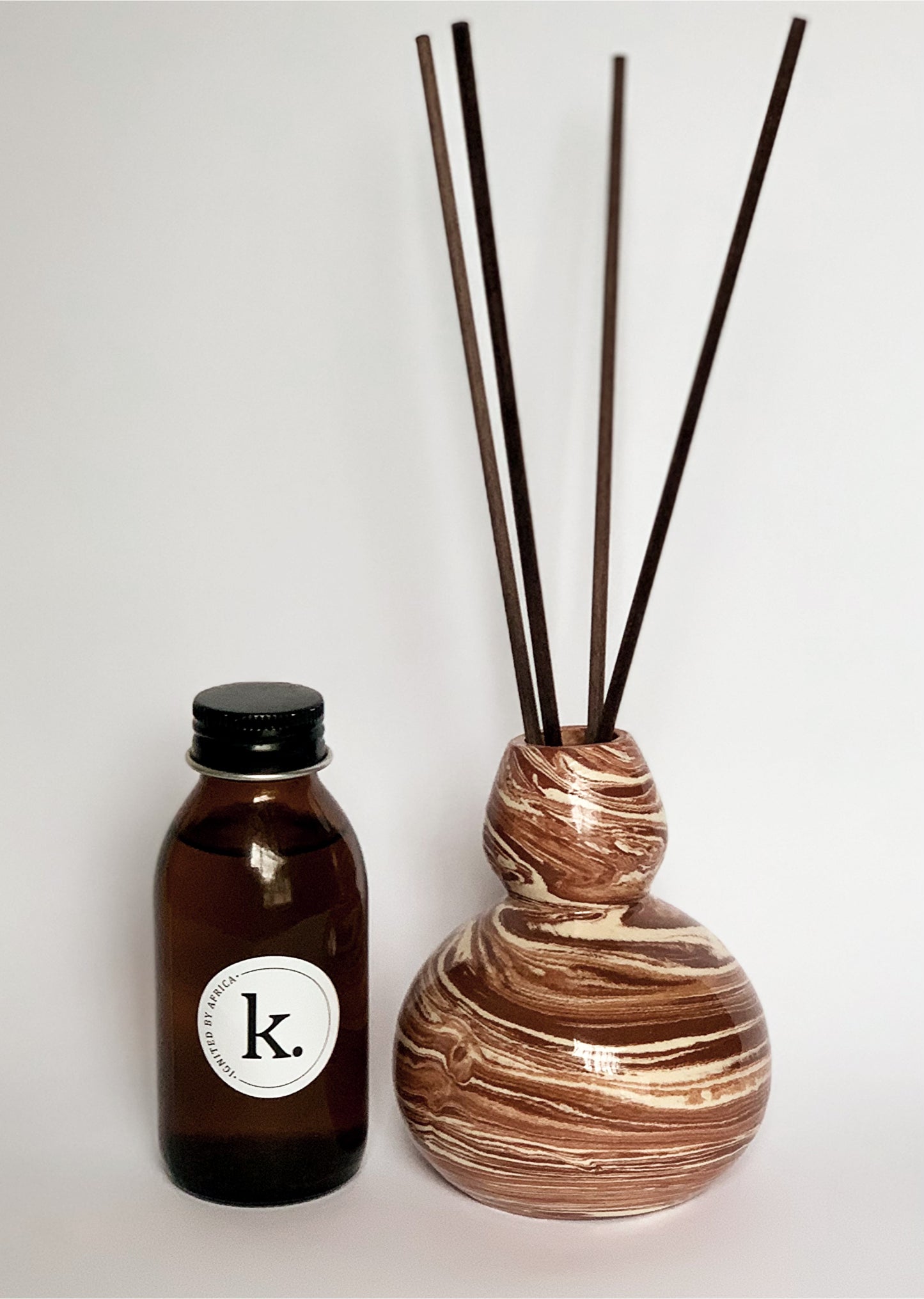 d e n d e   reed diffuser